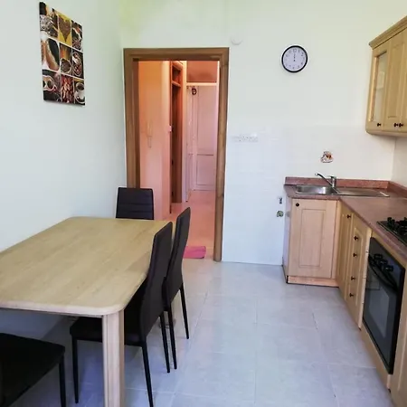 Classic, Modern With A Splash Of Authenticity Appartamento La Valletta
