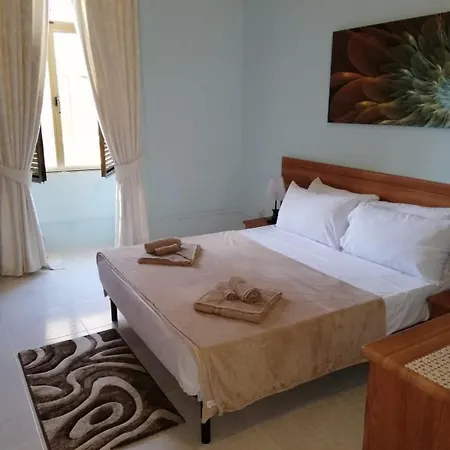 Appartamento Classic, Modern With A Splash Of Authenticity *